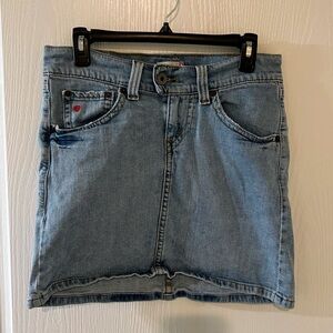 Levi’s Denim Mini Shirt JR’s size 5